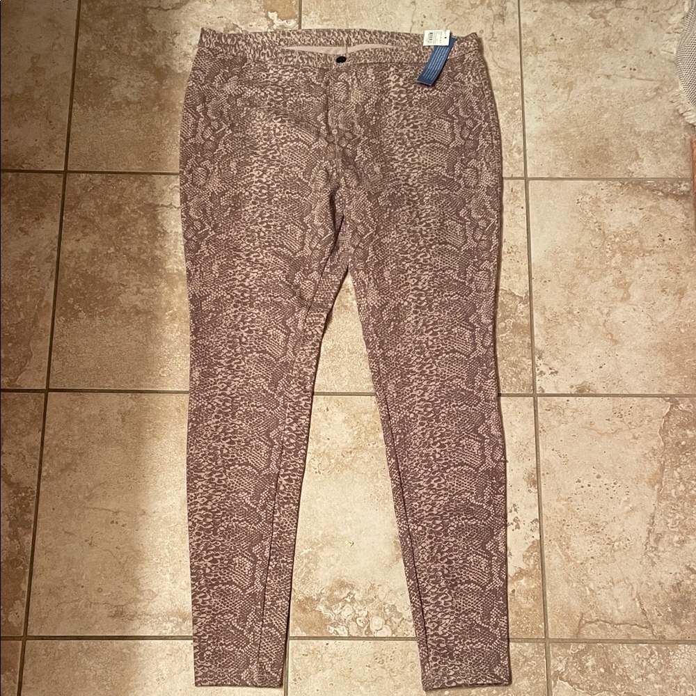 Simply Vera Vera Wang Snake Print Leggings